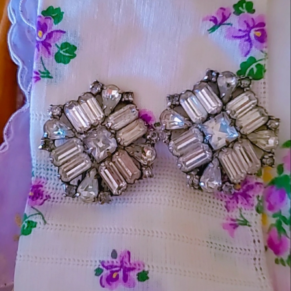 Rhinestone earrings